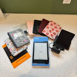 Kindle Paperwhite Signature Edition (11th gen) 32GB Black Bundle